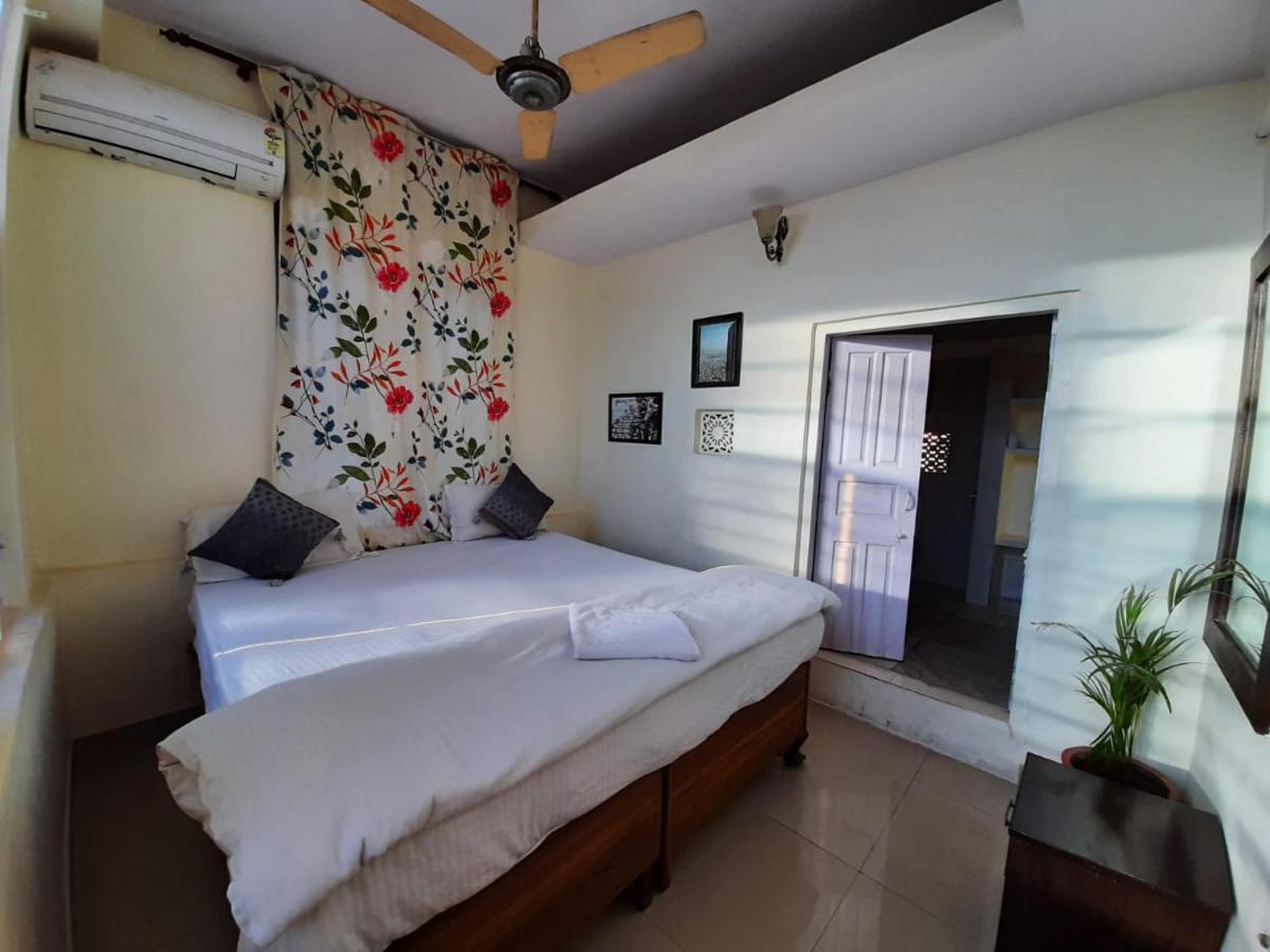 Chopal Hostel Jaipur Bagian luar foto