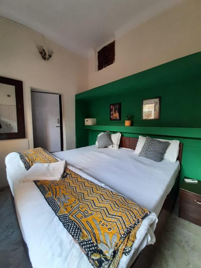 Chopal Hostel Jaipur Bagian luar foto